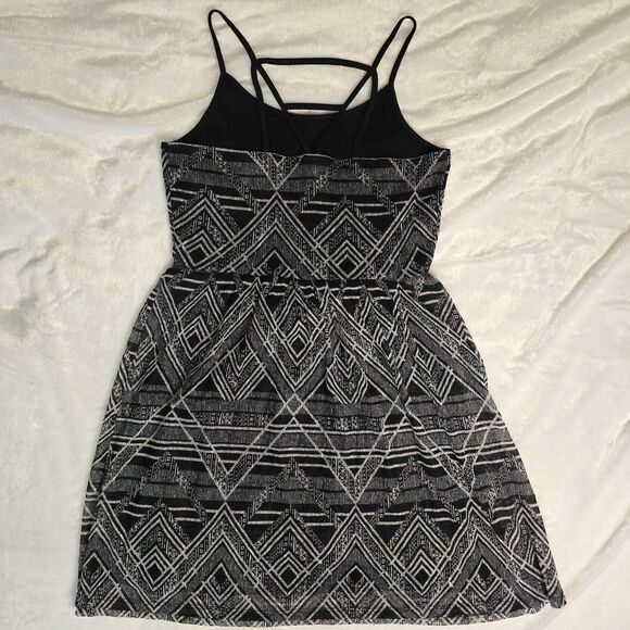 Aztec Print Black and White Strappy Tank Mini Dress Size Medium (7-9) - Picture 2 of 8